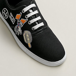 innocent-sneaker--241180Z 02-